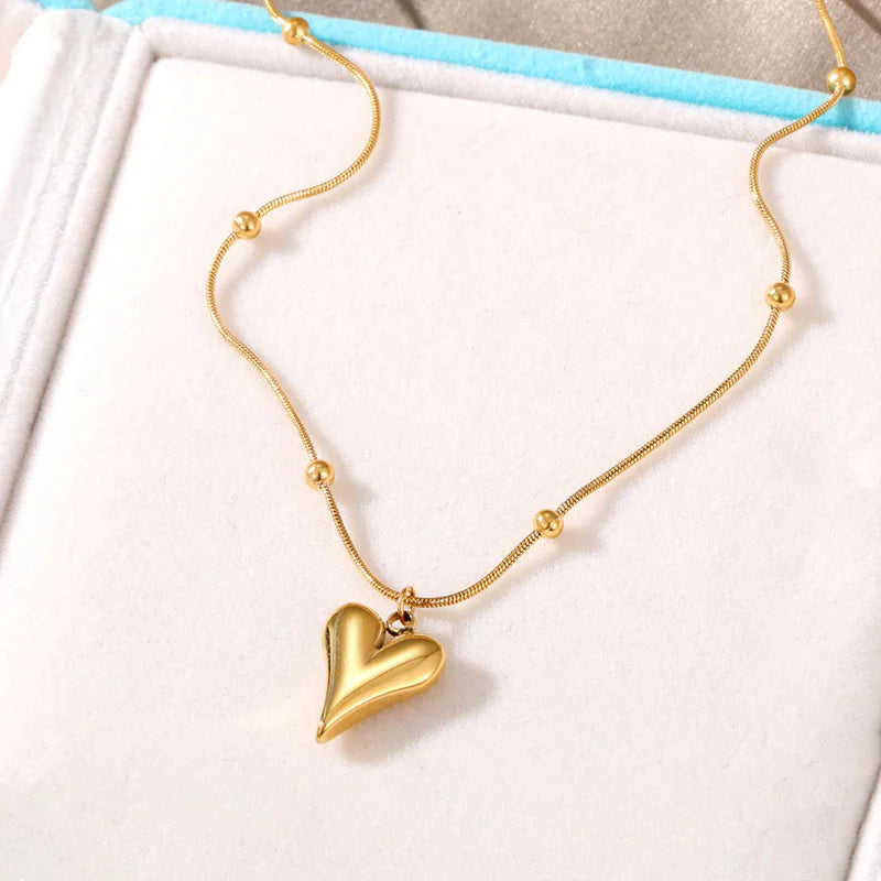Amelia Necklace