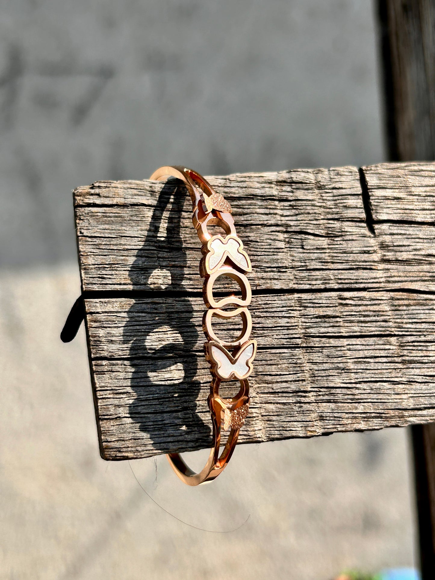 Rose Gold Plated Butterfly : Bracelet 003