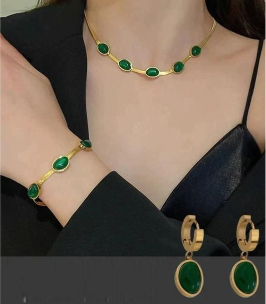 Oval Green Crystal Pendant Necklace Set With Bracelet