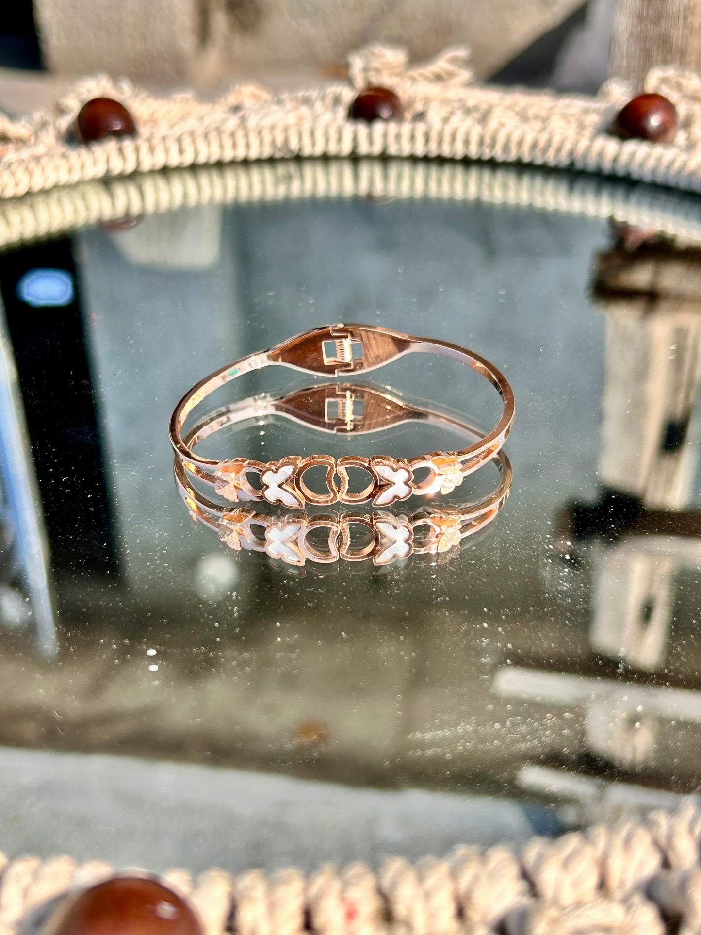 Rose Gold Plated Butterfly : Bracelet 003