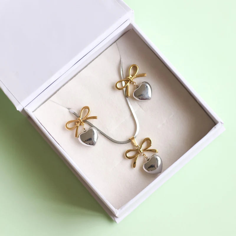 Bow Heart Set
