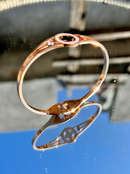 Rose Gold Plated clove : Bracelet 001