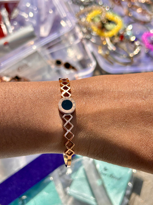 Rose Gold Plated circle : Bracelet 004