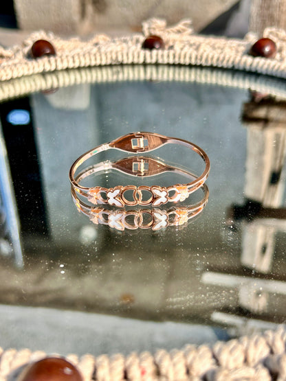 Rose Gold Plated Butterfly : Bracelet 003