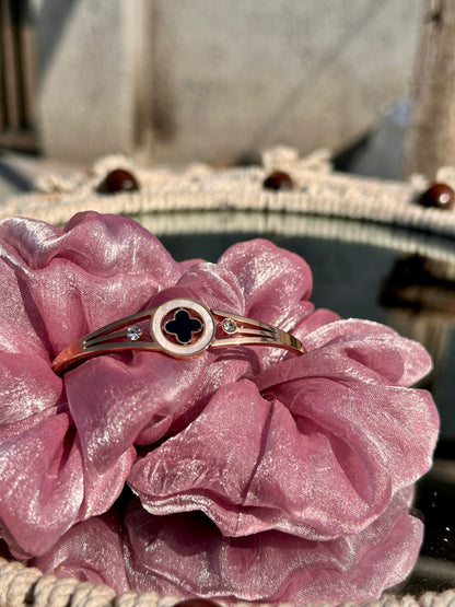 Rose Gold Plated clove : Bracelet 001