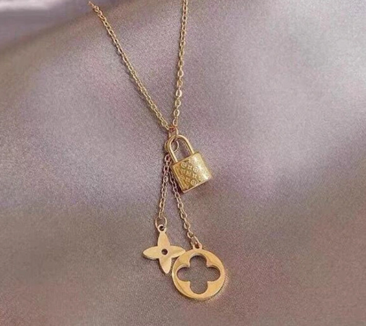 Locket Tassel Four Leaf